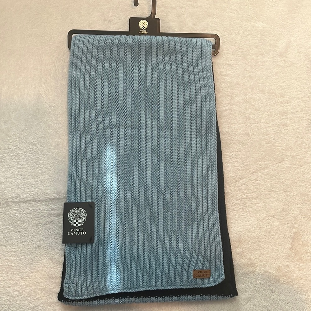 NWT Vince Camuto - Scarf